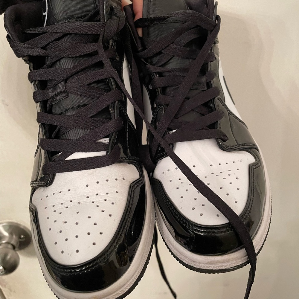 Air Jordan Mid